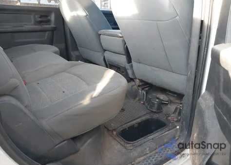 2014 Ram 2500 Tradesman z USA, uszkodzony, nr VIN 3C6TR5HT1EG154919